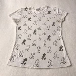 Used Juniors Mickey Mouse Top Small
